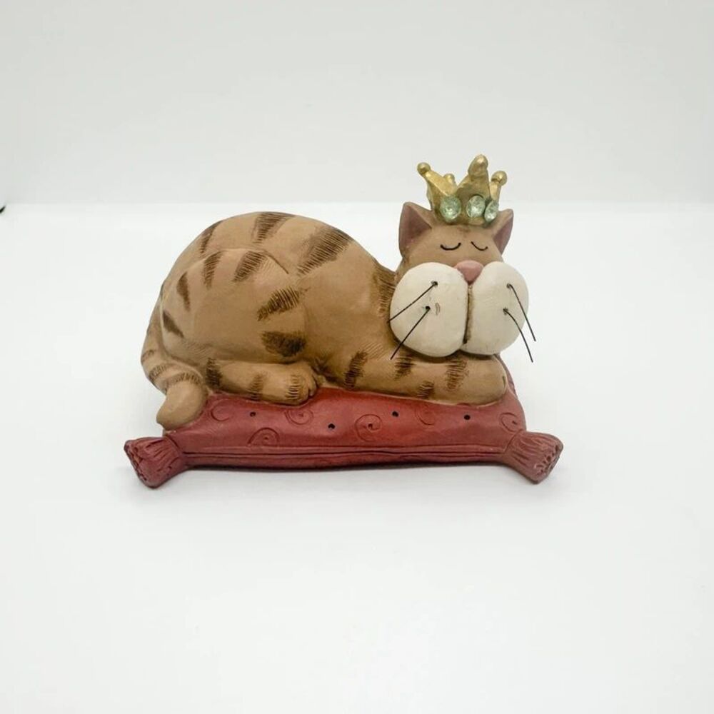 Vintage Blossom Bucket Orange Tabby Cat Figurine King